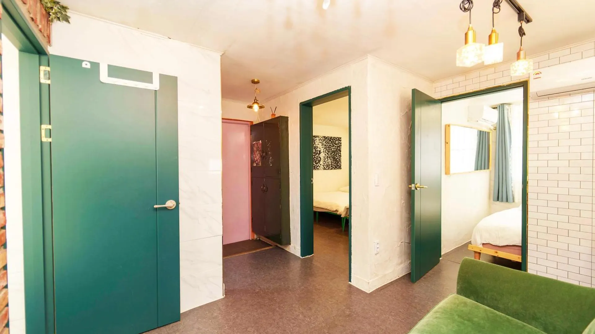 1.Hongdae@ Cozy House 5Room.4Bath. Soul