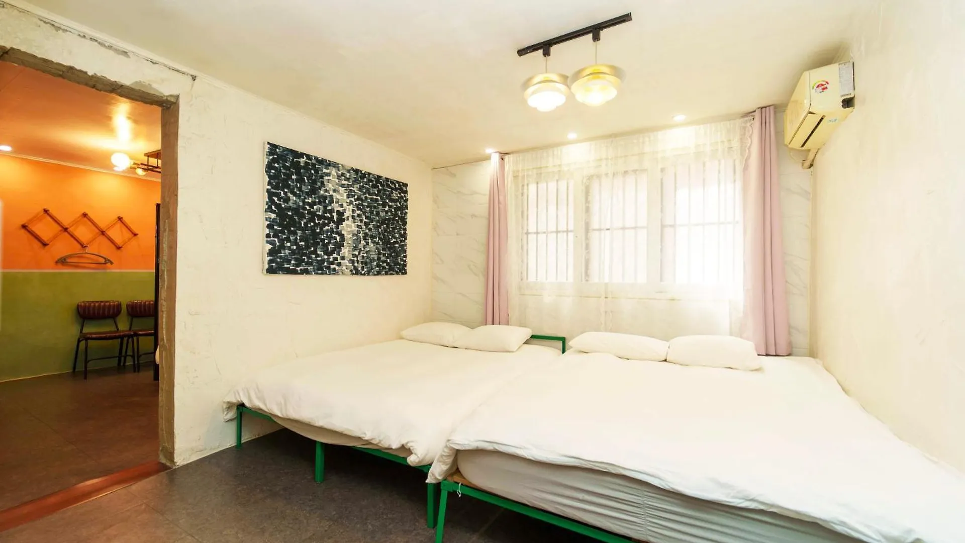 1.Hongdae@ Cozy House 5Room.4Bath. Soul