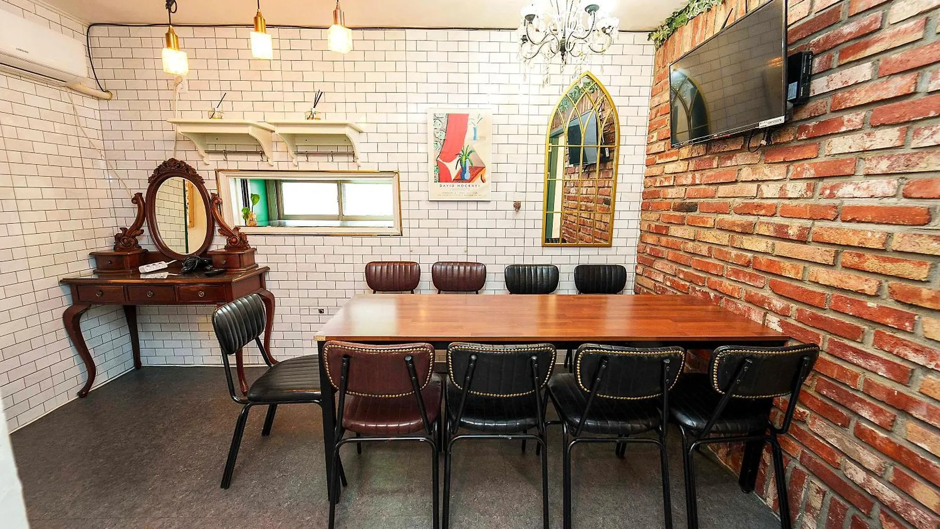 1.Hongdae@ Cozy House 5Room.4Bath. Seoul Apartment