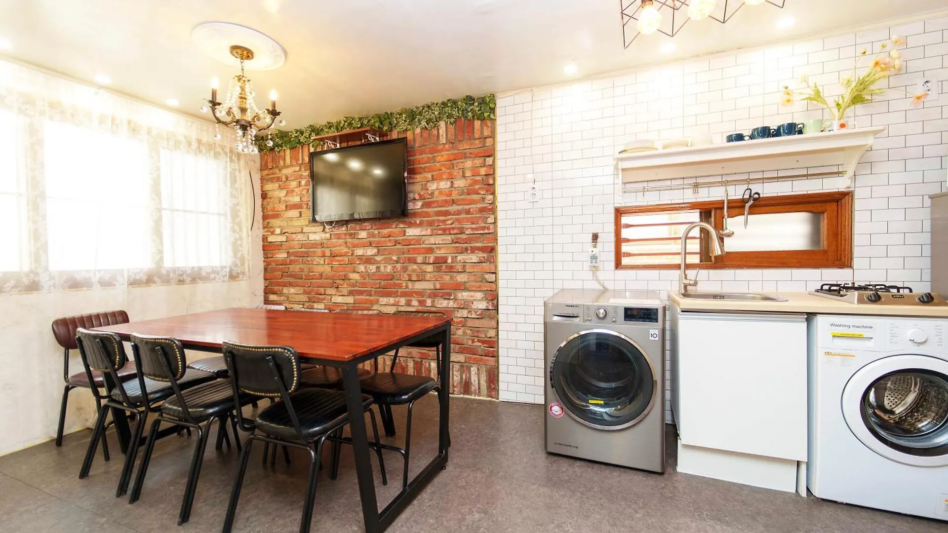 1.Hongdae@ Cozy House 5Room.4Bath. Szöul 0*,